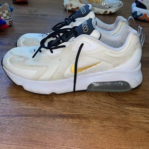 Men NIKE Airmax Size 11.5
